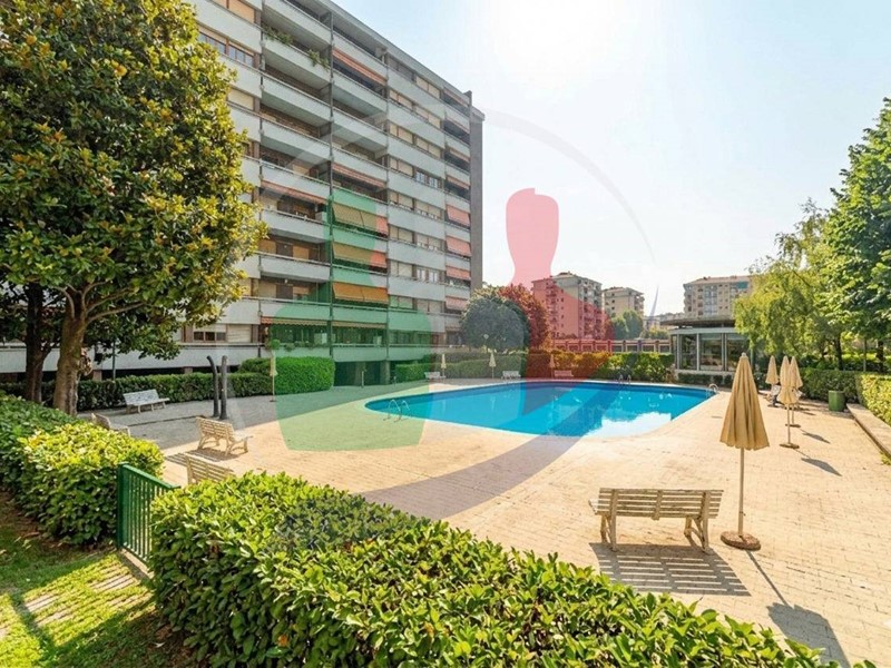 Quadrilocale in Vendita a Torino, 229'000&euro;, 130 m²
