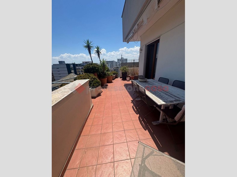 Attico in Vendita a Bari, 185'000&euro;, 71 m²