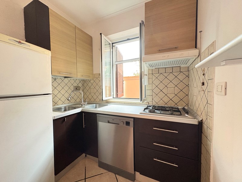Bilocale in Vendita a Roma, 149'000&euro;, 45 m², arredato