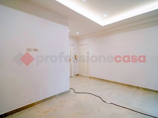 Monolocale in Vendita a Portici, 120'000&euro;, 30 m²