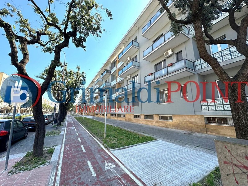 Appartamento in Vendita a Lecce, 110'000&euro;, 100 m²
