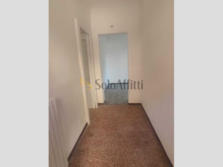 Bilocale in Affitto a Pavia, zona Stazione, 500&euro;, 54 m²