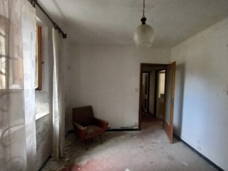 Quadrilocale in Vendita a Montoggio, 7'678&euro;, 65 m²