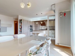 Appartamento in Affitto a Carmignano di Brenta, 690&euro;, 120 m², con Box