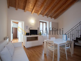 Bilocale in Affitto a Brescia, zona Brescia Antica, 900&euro;, 80 m², arredato