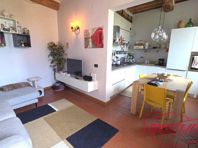 Quadrilocale in Vendita a Lucca, zona San Concordio Contrada, 270'000&euro;, 100 m²