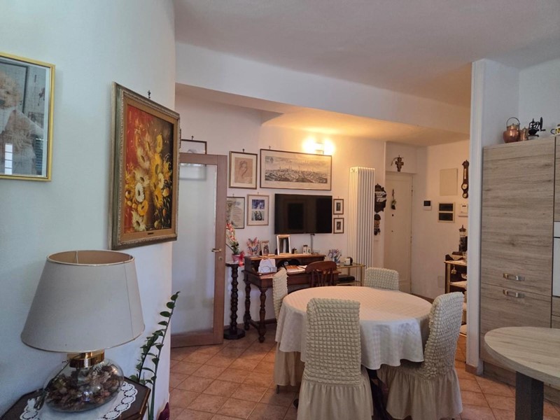 Quadrilocale in Vendita a Siena, 300'000&euro;, 100 m², arredato