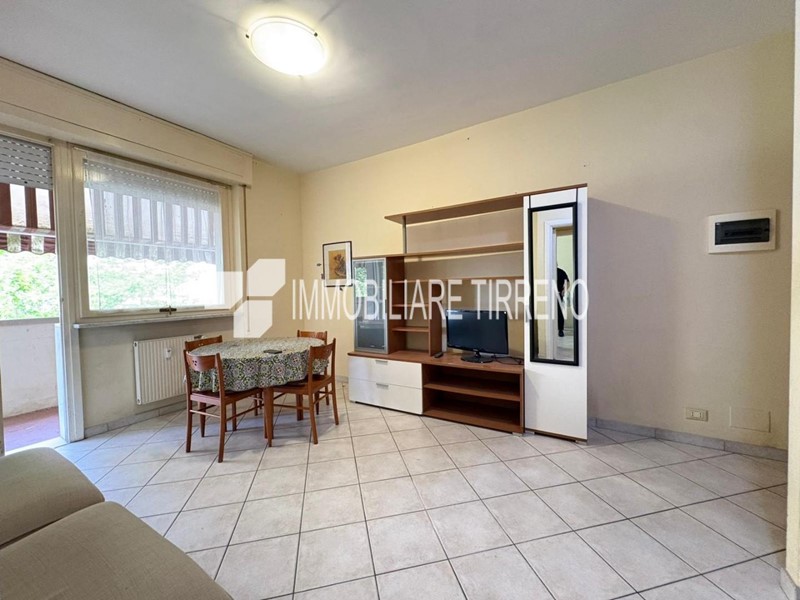 Bilocale in Vendita a Carrara, zona Marina di Carrara, 170'000&euro;, 46 m², arredato