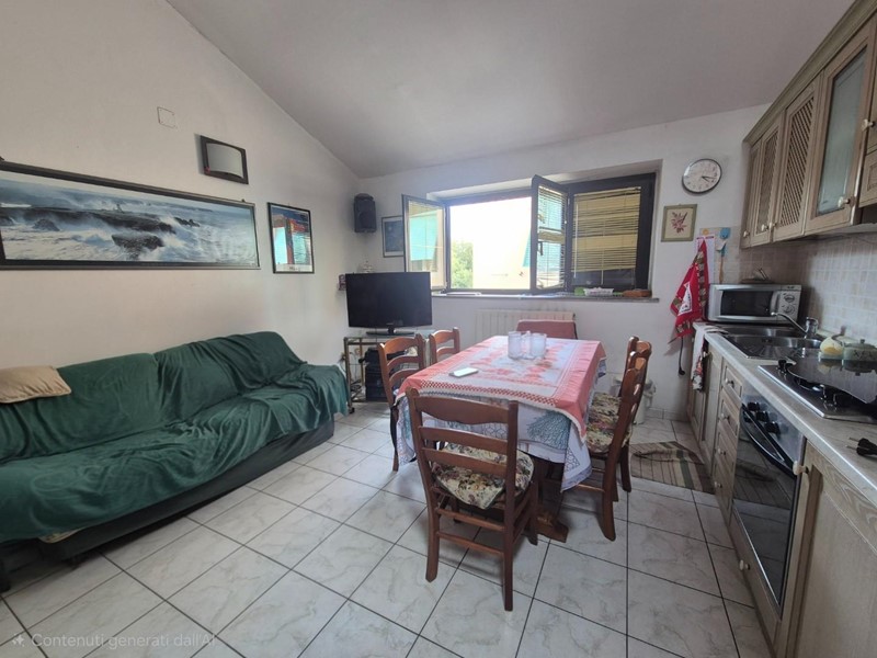 Trilocale in Vendita a Campiglia Marittima, zona Venturina Terme, 92'000&euro;, 60 m², arredato