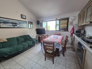 Trilocale in Vendita a Campiglia Marittima, zona Venturina Terme, 92'000&euro;, 60 m², arredato