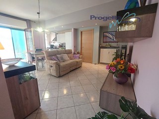 Trilocale in Vendita a Pietra Ligure, 310'000&euro;, 80 m²