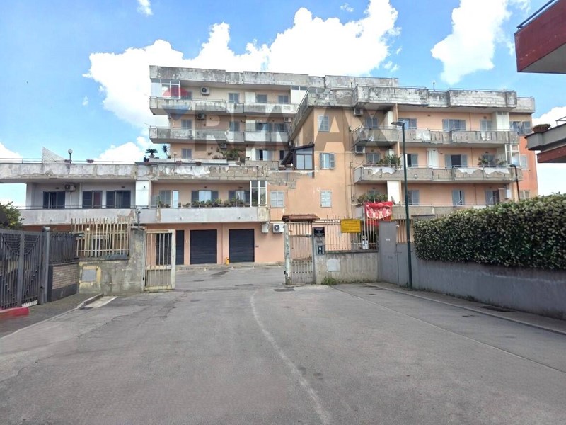 Trilocale in Vendita a Casoria, 169'000&euro;, 104 m²