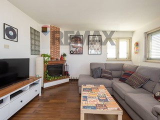 Attico in Vendita a Catania, 138'000&euro;, 105 m²