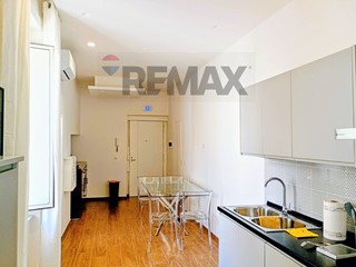 Trilocale in Affitto a Napoli, 850&euro;, 65 m²