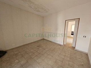 Quadrilocale in Vendita a Pignataro Maggiore, 43'000&euro;, 74 m²