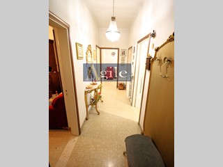 Quadrilocale in Vendita a Ascoli Piceno, 90'000&euro;, 100 m²