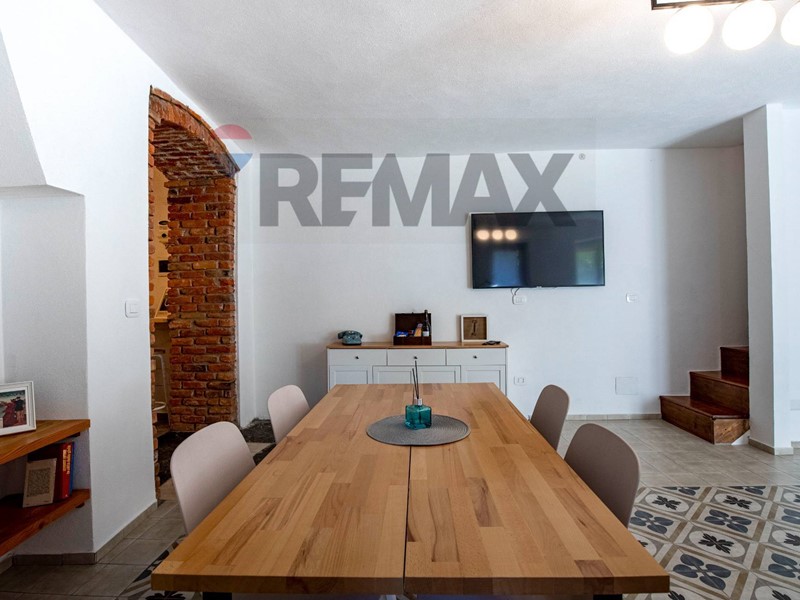 Bilocale in Vendita a Colonno, 220'000&euro;, 100 m²