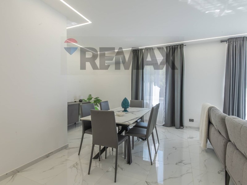 Quadrilocale in Vendita a Siracusa, 198'000&euro;, 132 m²