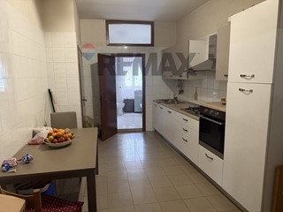 Trilocale in Vendita a San Nicandro Garganico, 39'000&euro;, 90 m²