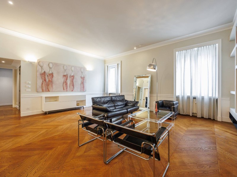 Quadrilocale in Affitto a Torino, 4'800&euro;, 191 m²