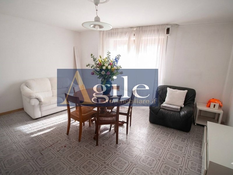 Quadrilocale in Vendita a San Benedetto del Tronto, 115'000&euro;, 86 m²
