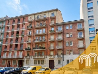 Trilocale in Vendita a Torino, 155'000&euro;, 65 m²