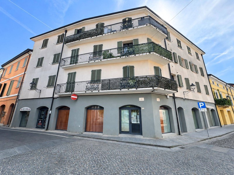 Appartamento in Vendita a San Felice sul Panaro, 145'000&euro;, 113 m²