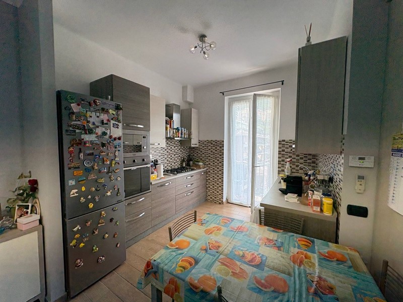 Appartamento in Vendita a Genova, 120'000&euro;, 75 m²