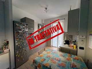 Appartamento in Vendita a Genova, 120'000&euro;, 75 m²