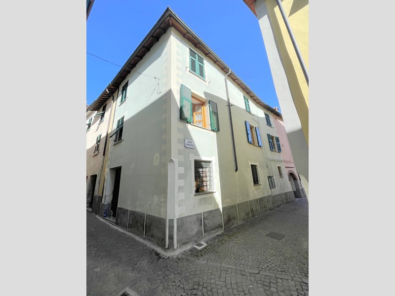 Quadrilocale in Vendita a Mallare, 58'000&euro;, 75 m²