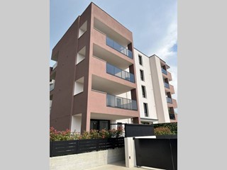 Attico in Vendita a Pordenone, 668'000&euro;, 220 m²