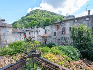 Appartamento in Vendita a Gubbio, 185'000&euro;, 115 m²