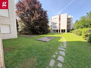 Quadrilocale in Vendita a Saronno, 318'000&euro;, 160 m², con Box