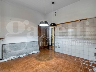 Appartamento in Vendita a Bologna, 620'000&euro;, 160 m², con Box