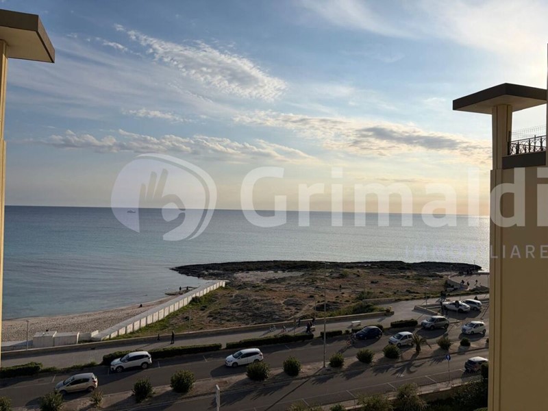 Appartamento in Vendita a Gallipoli, 310'000&euro;, 127 m², con Box
