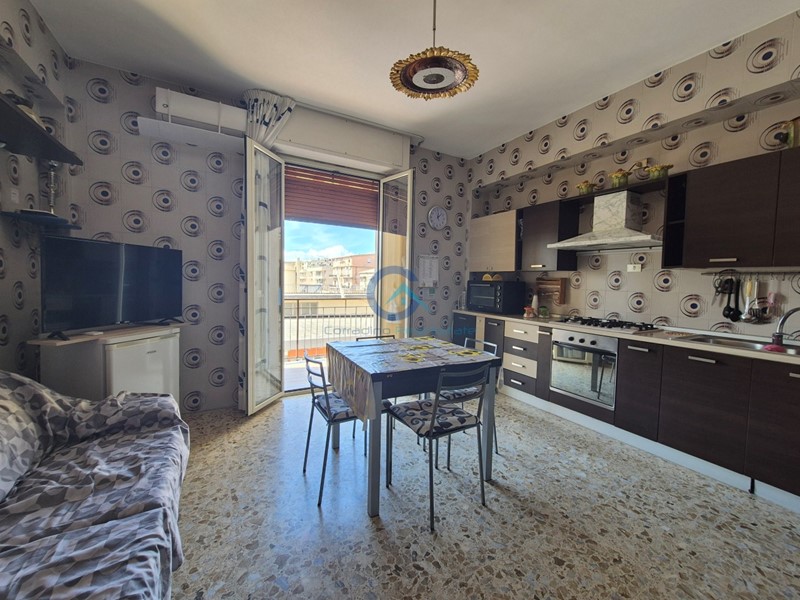 Trilocale in Affitto a Catanzaro, zona Lido Casciolino, 550&euro;, 110 m², arredato