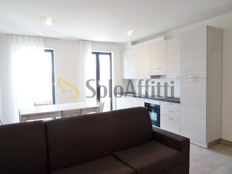 Bilocale in Affitto a Gallarate, zona Centro, 1'200&euro;, 55 m², arredato, con Box