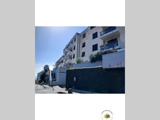 Appartamento in Vendita a Genova, 206'956&euro;, 132 m²