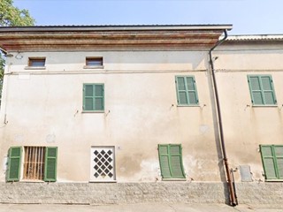 Appartamento in Vendita a Alessandria, 73'826&euro;, 138 m²