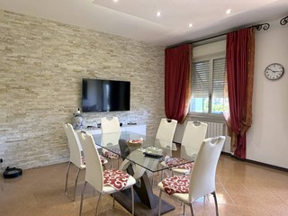 Quadrilocale in Vendita a Cairo Montenotte, 90'000&euro;, 100 m²
