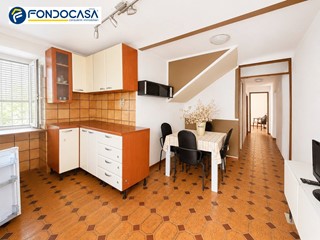 Trilocale in Vendita a Stella, 75'000&euro;, 86 m²