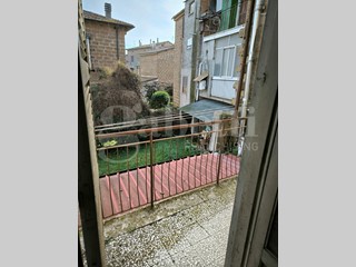Appartamento in Vendita a Corchiano, 69'000&euro;, 100 m², con Box