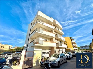 Appartamento in Vendita a Taranto, 169'000&euro;, 127 m²
