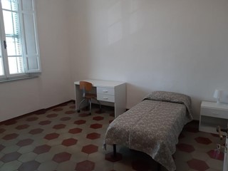 Appartamento in Affitto a Pisa, 1'100&euro;, 85 m², arredato