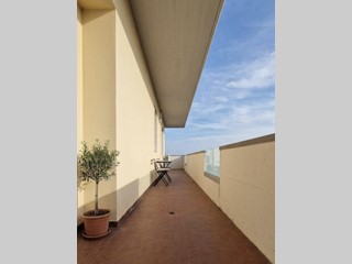 Appartamento in Vendita a Carrara, zona Marina di Carrara, 280'000&euro;, 104 m², arredato