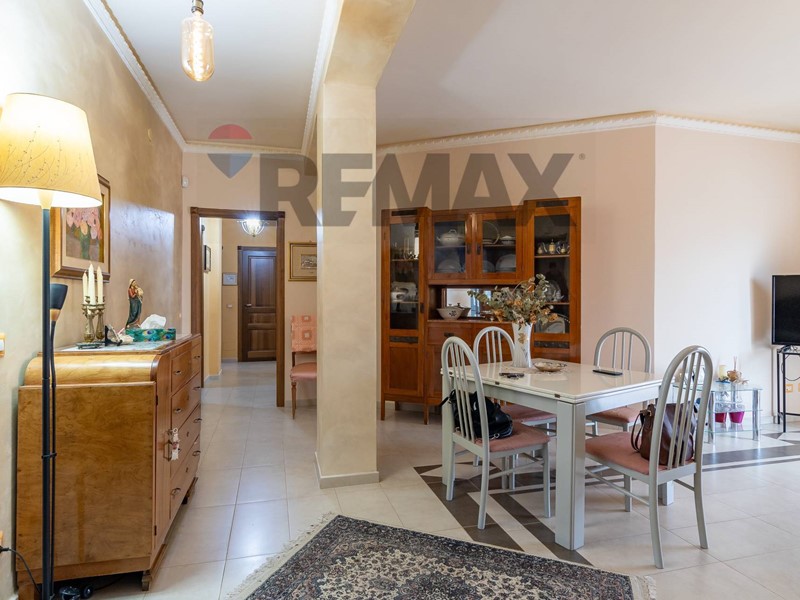Appartamento in Vendita a Siracusa, 185'000&euro;, 146 m²