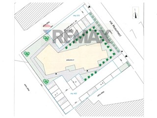Appartamento in Vendita a Giarre, 300'000&euro;, 1500 m², con Box