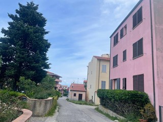 Appartamento in Vendita a Marciana Marina, 300'000&euro;, 96 m²