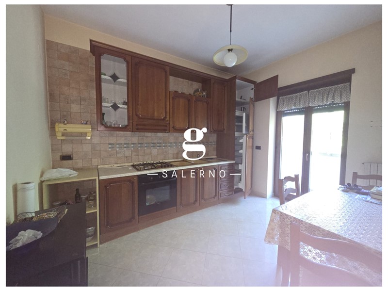 Quadrilocale in Vendita a Salerno, 175'000&euro;, 104 m²