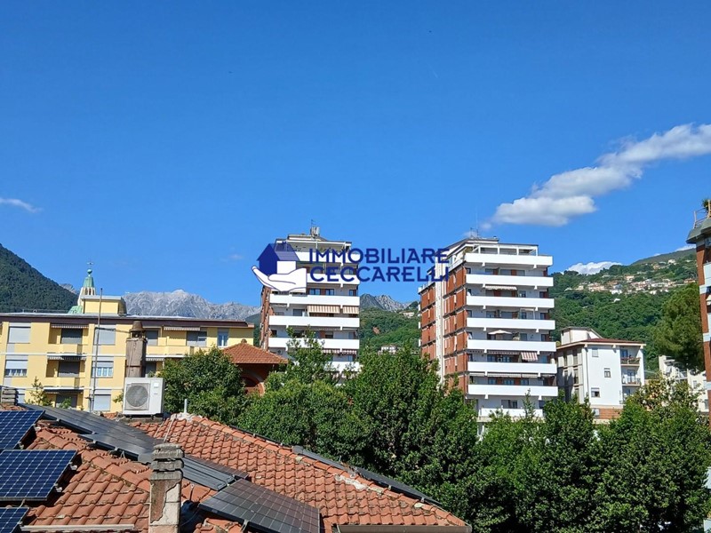 Appartamento in Vendita a Massa, 270'000&euro;, 108 m²
